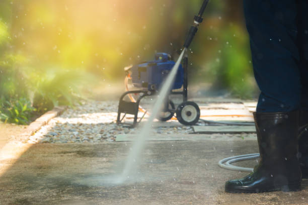 Why Choose Our Pressure Washing Services in California